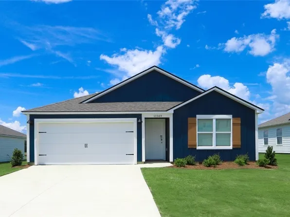11569 McCord Ln, Moundville, AL 35474
