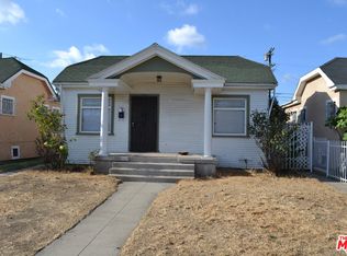 1343 W 69th St, Los Angeles, CA 90044