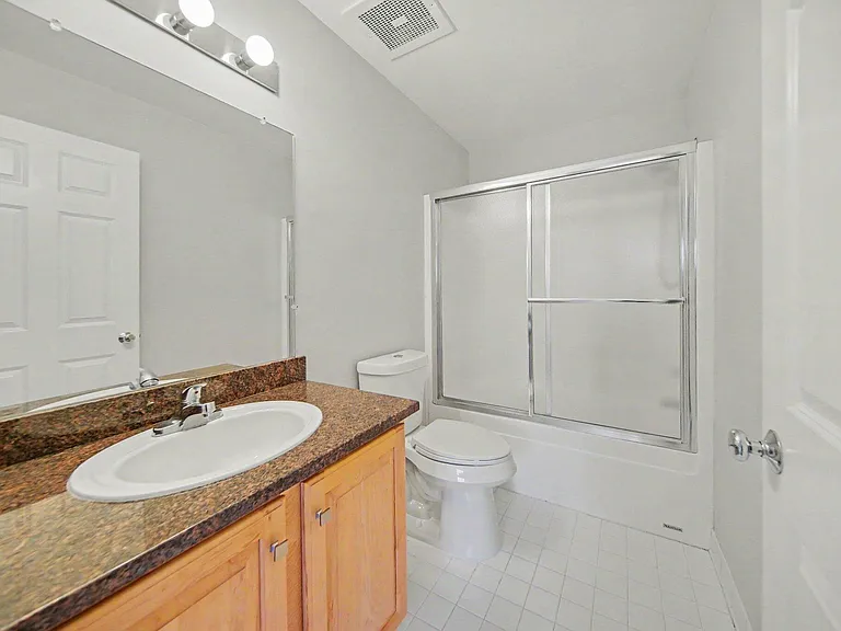 2738 Barclay Way — Photo 21
