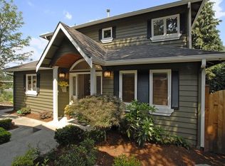 2458 W Lake Sammamish Pkwy NE, Redmond, WA 98052