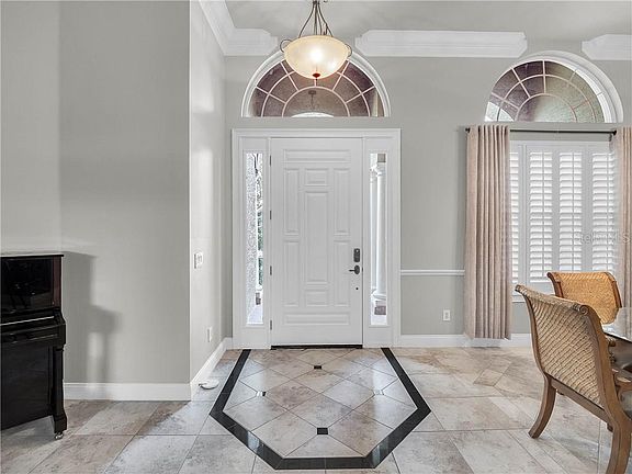 2nd image of 6326 Bordeaux Cir