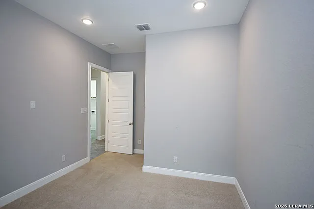 1434 Oaklawn Dr — Photo 32