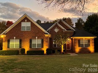 2805 Monterrey Ln, Monroe, NC 28110