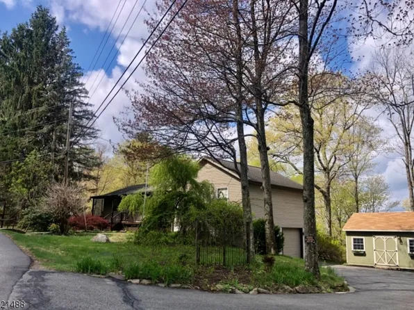 12 Barry Dr, Vernon Twp., NJ 07422