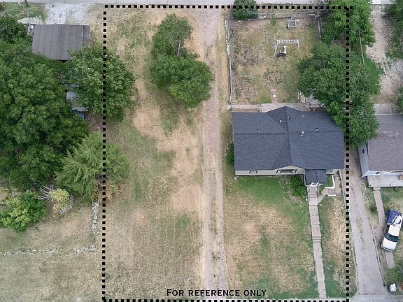 3rd image of 1704 5th Ave