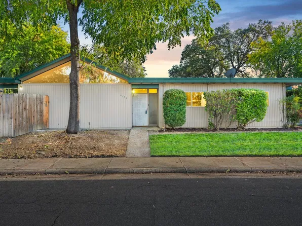 4752 River College Dr, Sacramento, CA 95841