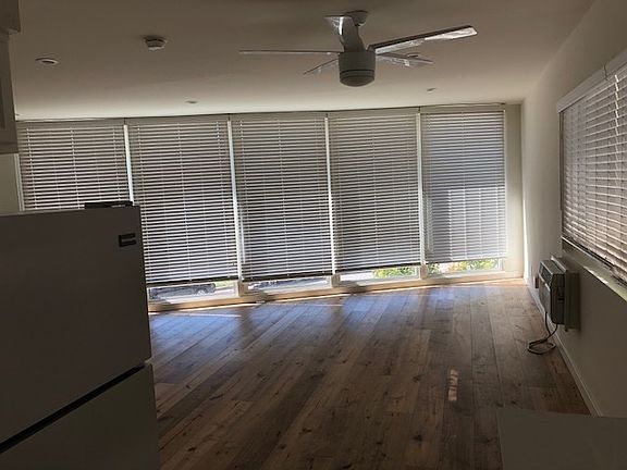 5th image of 118 S Cordova St APT M