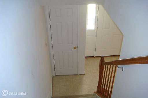 5th image of 22689 Athlone Dr