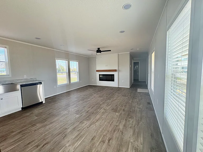 1128 S Gay Ave #88 — Photo 9