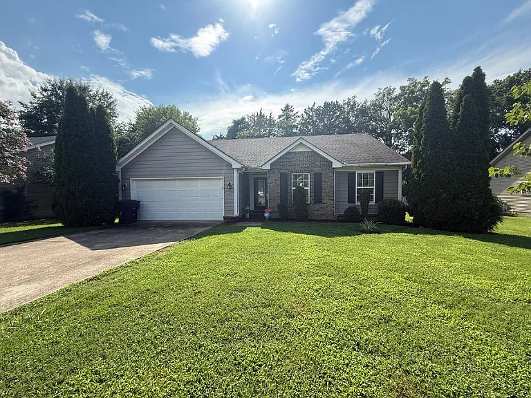 1252 Ballater Dr — Photo 23