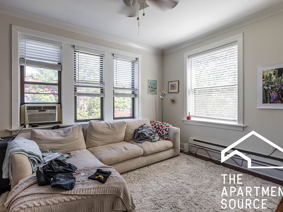 1st image of 839 W Cornelia Ave APT 3n