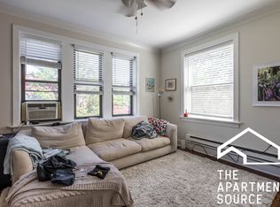 839 W Cornelia Ave APT 3n, Chicago, IL 60657