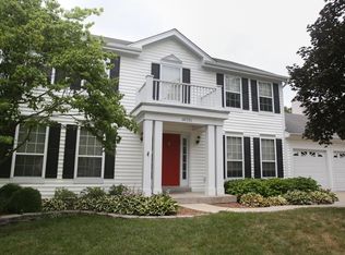 16751 Deveronne Cir, Chesterfield, MO 63005
