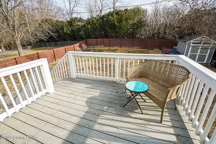 5203 Baywood Dr — Photo 32