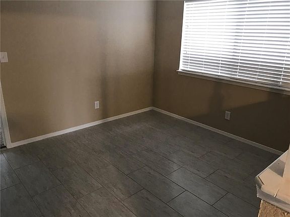 4th image of 11137 Quintana Dr