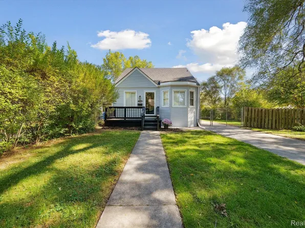 15408 Leona Dr, Redford, MI 48239