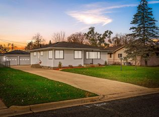 219 10th Ave N, Onalaska, WI 54650