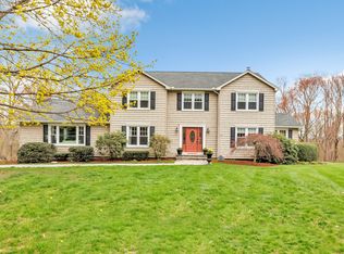 23 Hunter Ridge Rd, Monroe, CT 06468