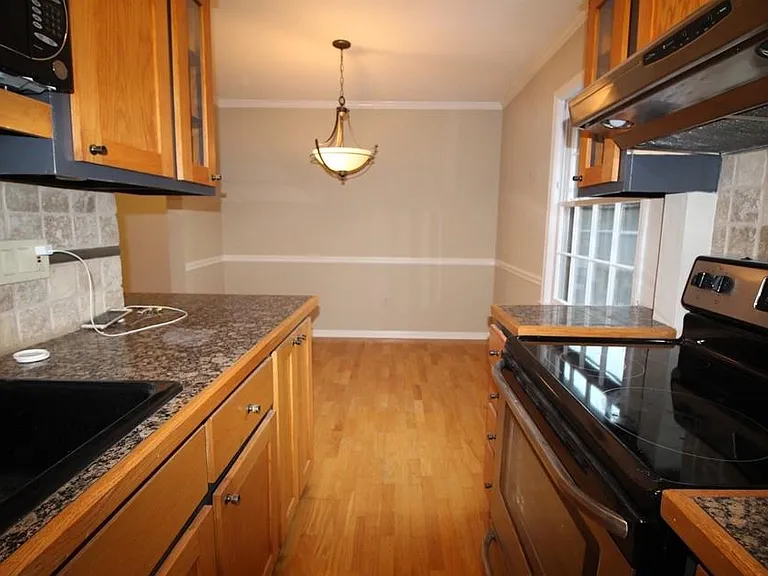 59 Monet Ct NW — Photo 3