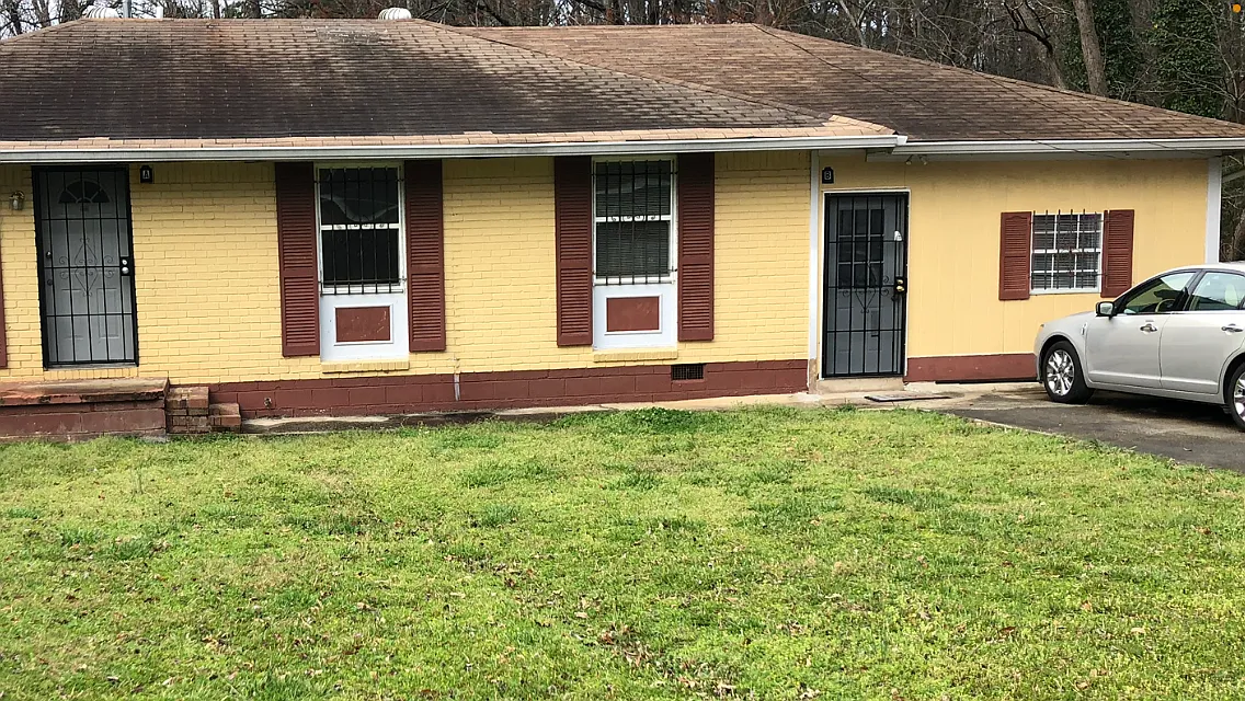 Studio, 700 sqft, $1,150 — Photo 1