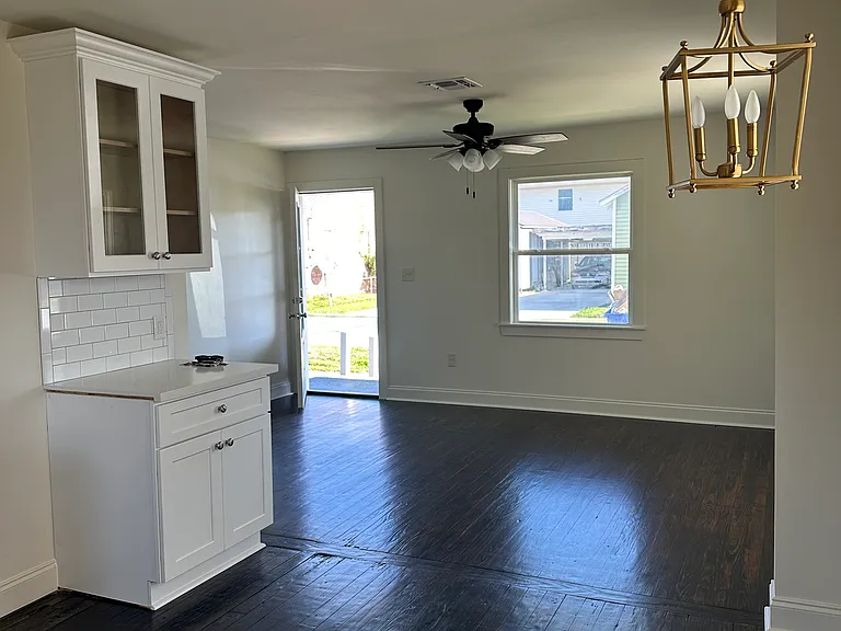 712 McCulla St — Photo 5