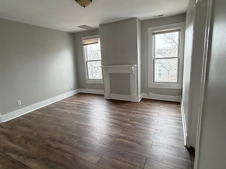 168 Lloyd St #3 — Photo 15