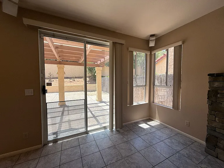 216 Richmond Park Pl — Photo 20