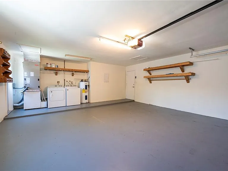 5200 NE 15th Ave — Photo 23