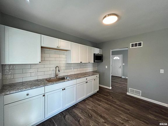 5th image of 3731 Keota Ave