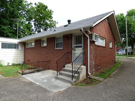2nd image of 520-B E College St