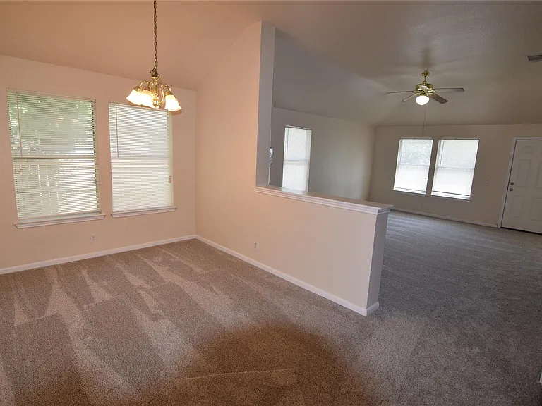 380 Zebra Dr — Photo 6