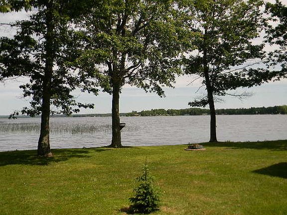 3rd image of W12870 Lakeview Dr