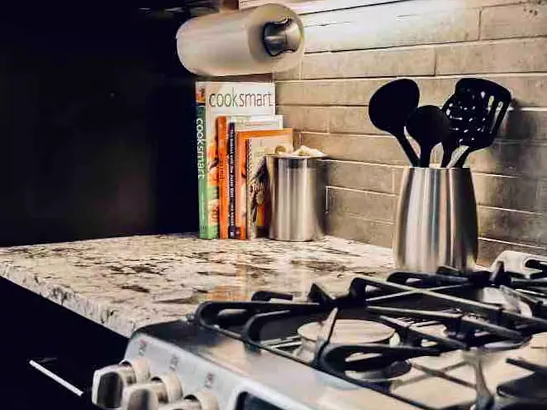 702 Colten James Ln — Photo 10
