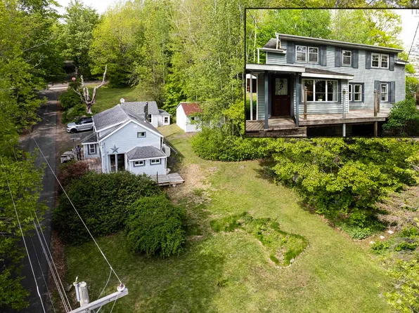 14 Cross St, Bear River, NS B0S 1B0