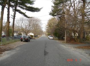 58 Bushwick Ave, Brentwood, NY 11717