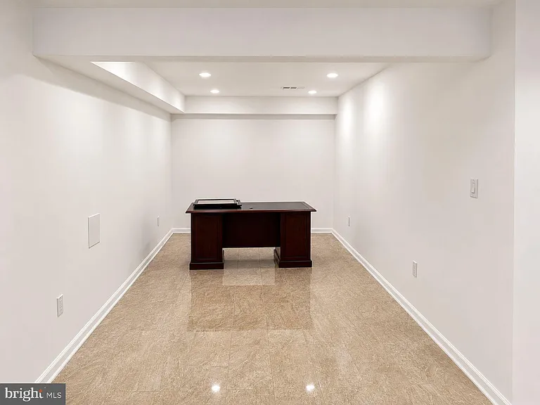 12489 Pfitzner Ct — Photo 16