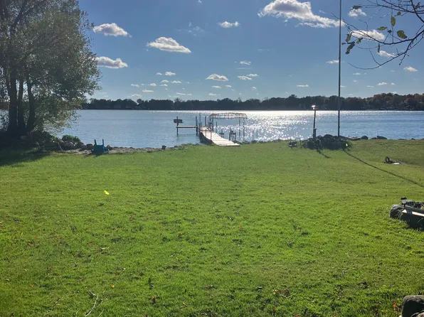 4455 N Shore Dr, Mound, MN 55364