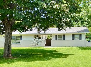 724 Hampton Dr, Bowling Green, KY 42103