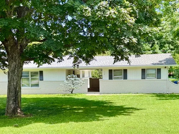 724 Hampton Dr, Bowling Green, KY 42103