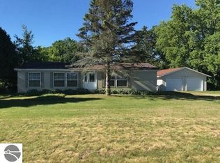 5590 Howard City Edmore Rd, Cedar Lake, MI 48812