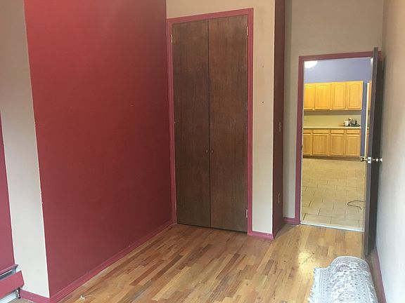 3rd image of 687 Park Ave #1RL