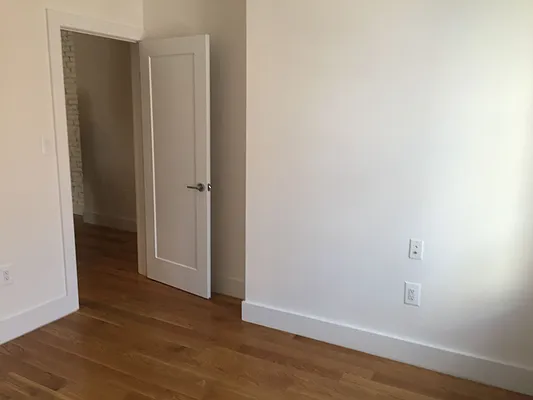 Rented by Uptown Flats LLC | media 4