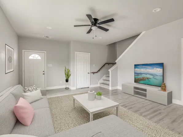 1615 Daniel St, Fort Worth, TX 76104