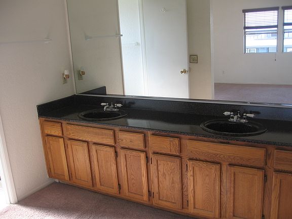3rd image of 16316 Windcrest Dr