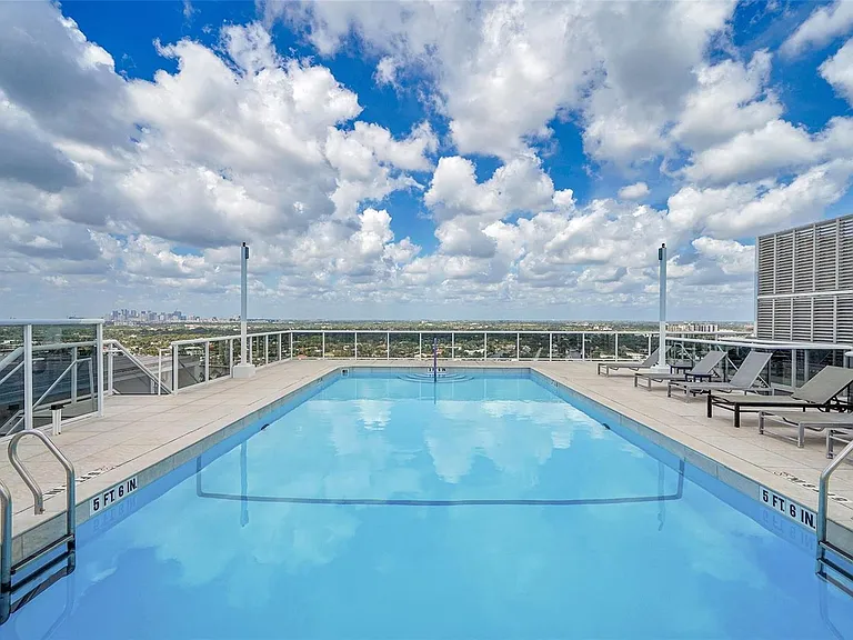 2841 N Ocean Blvd #1801 — Photo 44