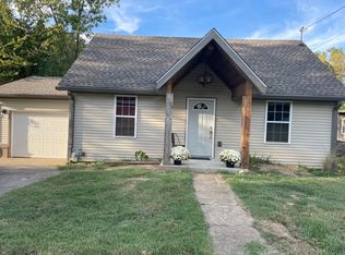 719 Maple Ave, Mayfield, KY 42066