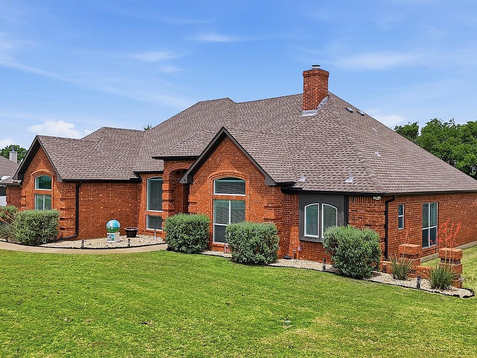 1st image of 3111 Briarcliff Cir