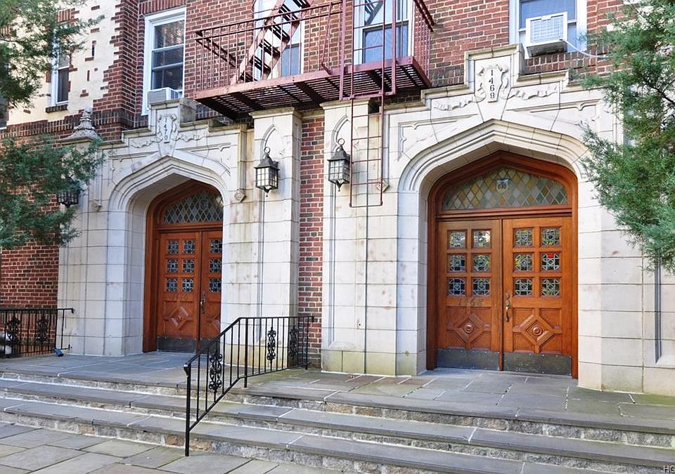 1st image of 1468 Midland Ave APT 3C