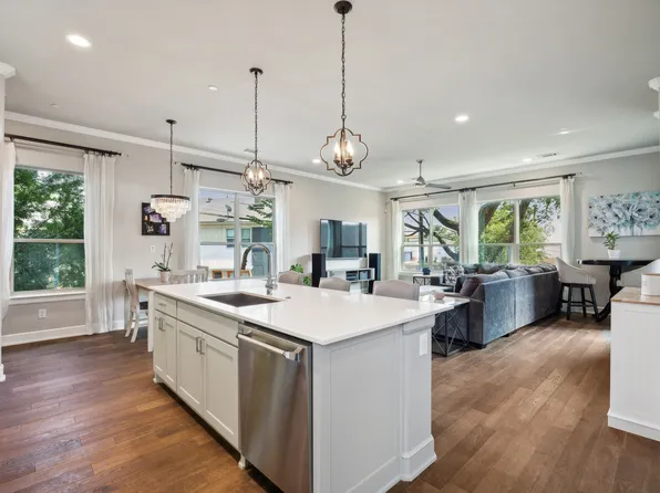 1824 Euclid Ave Unit D, Dallas, TX 75206