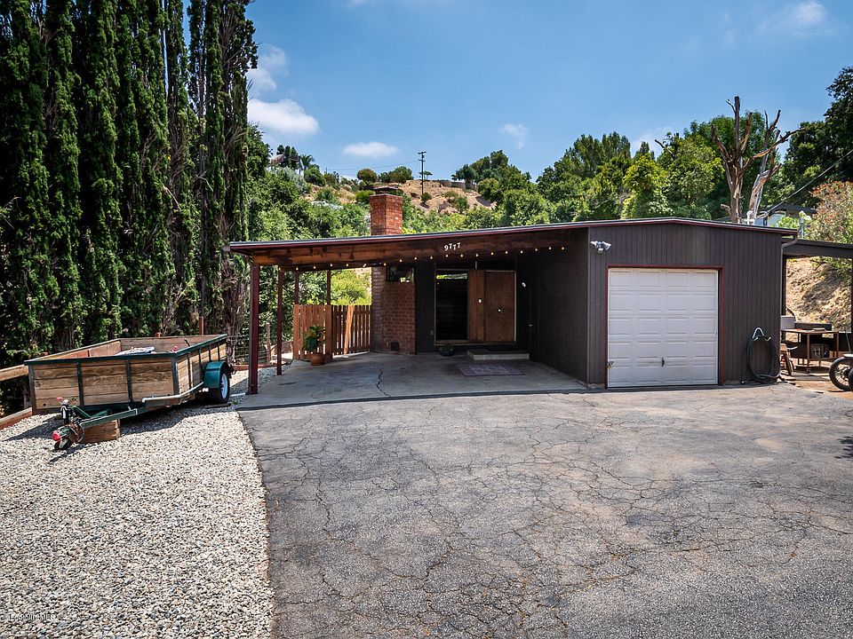 1st image of 9777 Shadow Island Dr